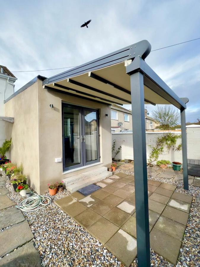 Newly Renovated 1 Bedroom Flat With Garden Pergola Ennis Dış mekan fotoğraf