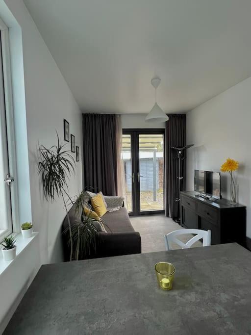 Newly Renovated 1 Bedroom Flat With Garden Pergola Ennis Dış mekan fotoğraf